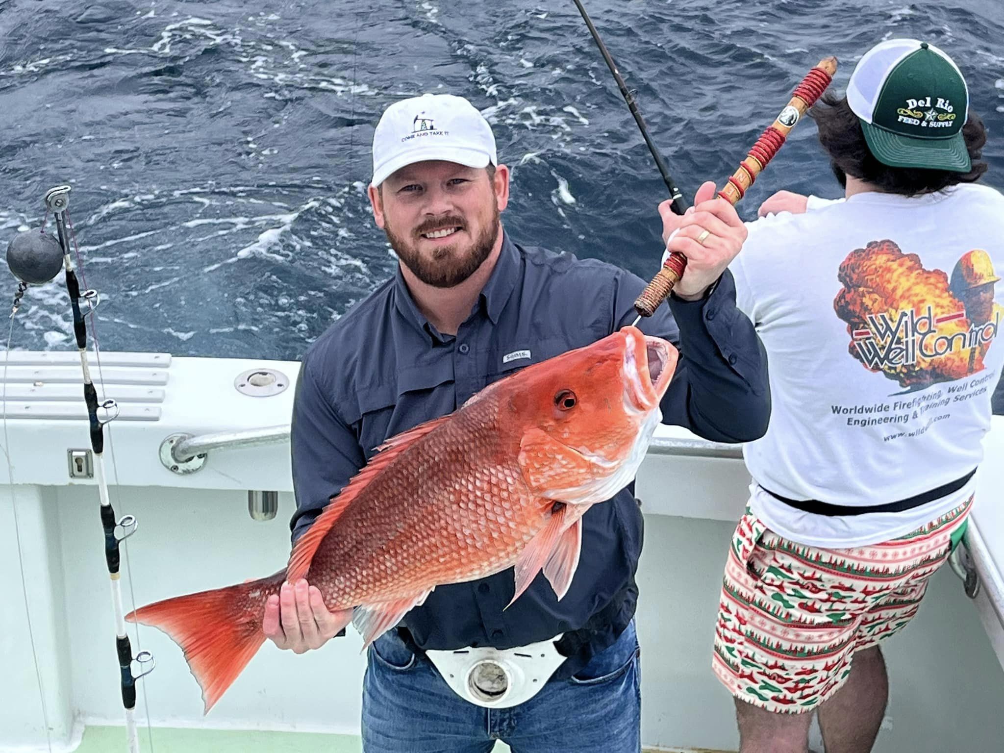 Catching Red Snapper – Deep-Sea Fishing Charter Destin_4